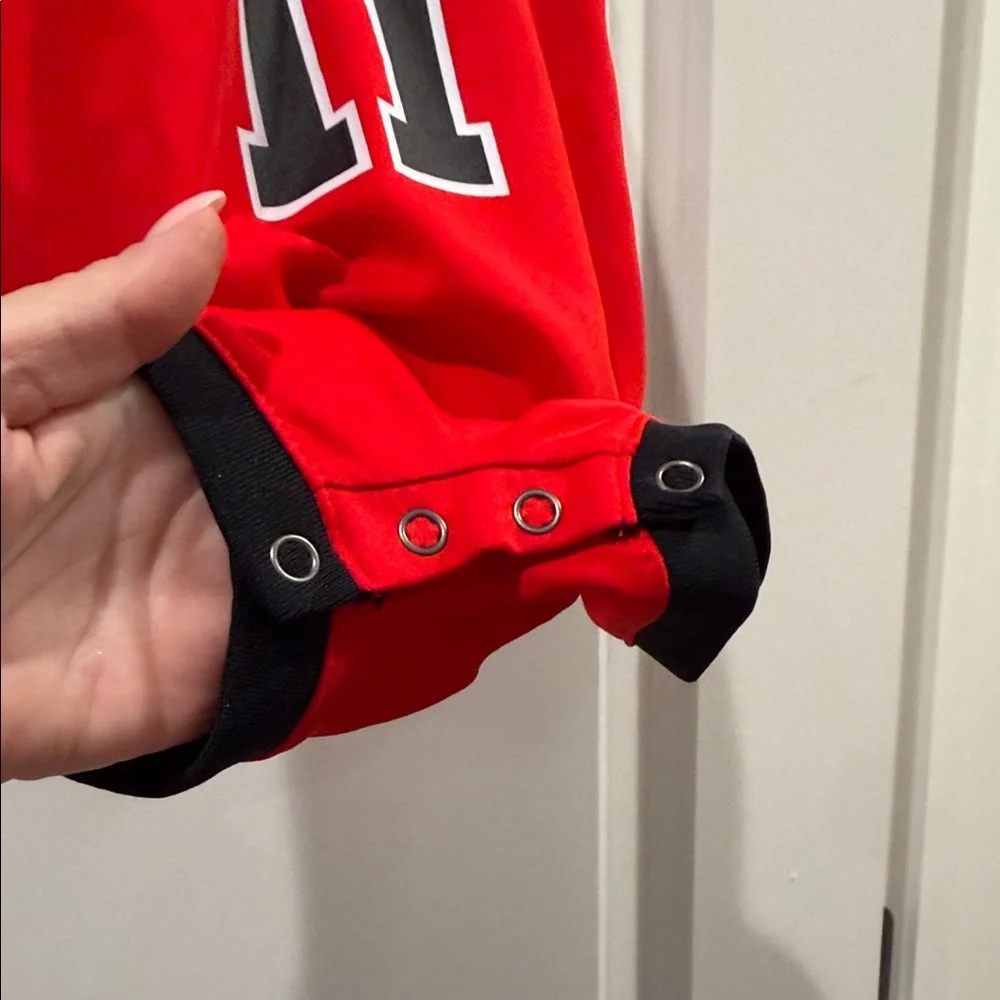 Chicago Bulls Red Baby Romper #11 size 3-6 months NWT - Picture 5 of 5